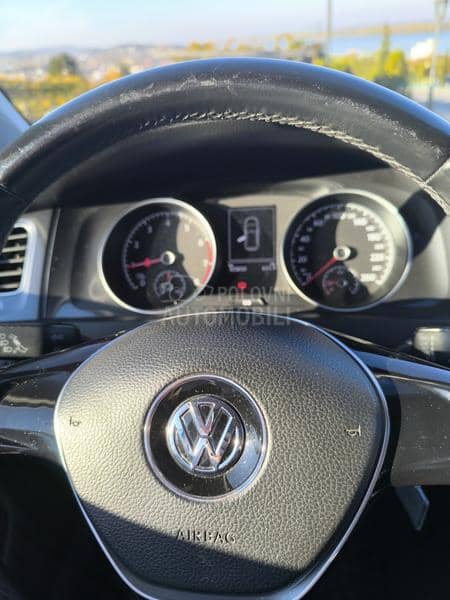 Volkswagen Golf 7 1.0 TSI