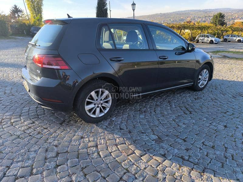 Volkswagen Golf 7 1.0 TSI