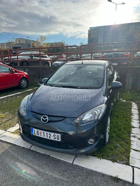 Mazda 2 