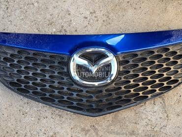 Maska za Mazda 3