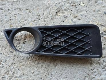 Maska okvir maglenke za Mazda 2