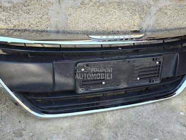 Maska za Peugeot 208