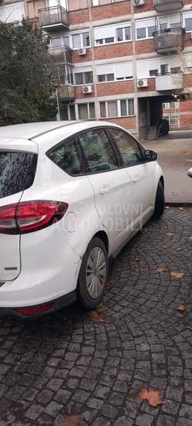 Ford C-Max 1.0 Eco bust