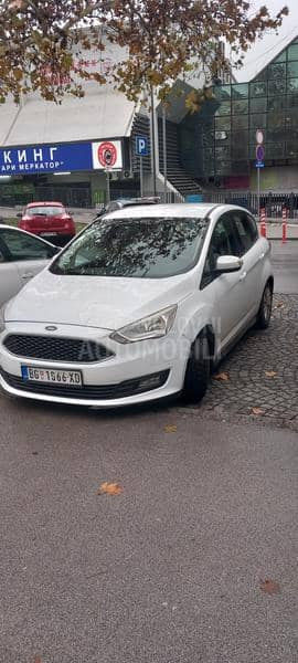 Ford C-Max 1.0 Eco bust