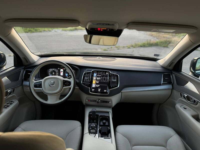 Volvo XC90 hybrid B5 AWD