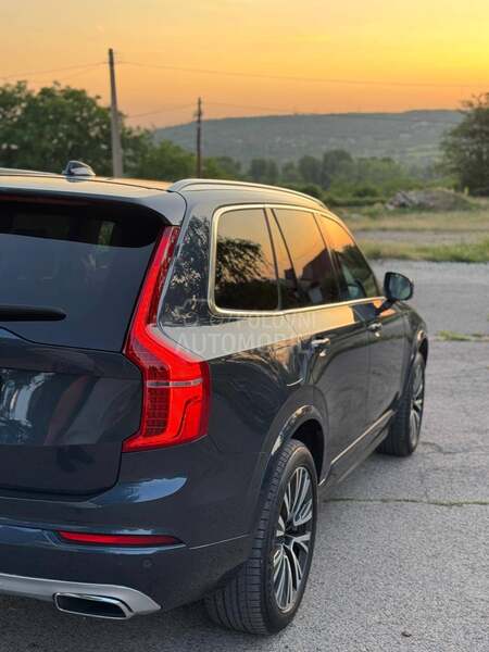 Volvo XC90 hybrid B5 AWD