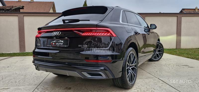 Audi Q8 3X S-LINE/ PANO/ AIR