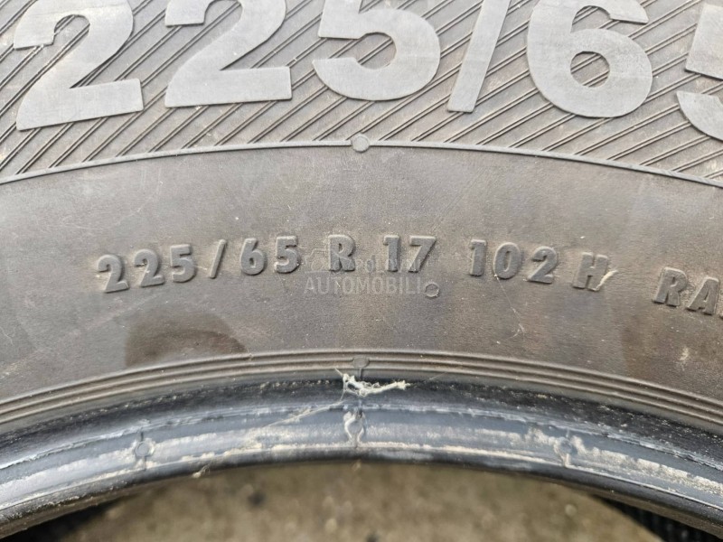 Barum 225/65 R17 Zimska