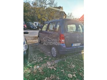 Opel Agila 1.0