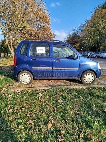 Opel Agila 1.0