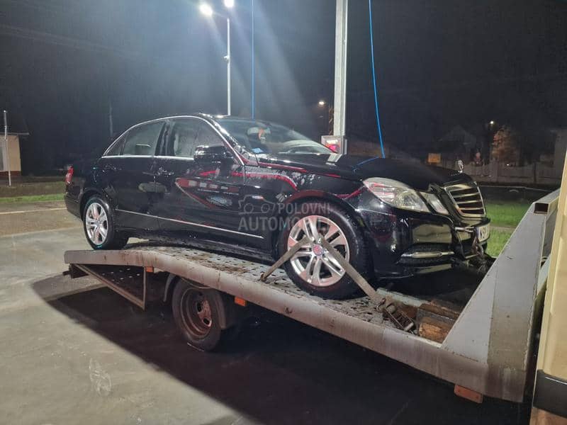 Mercedes Benz E 220 CDI Avantgarde