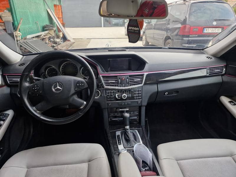 Mercedes Benz E 220 CDI Avantgarde