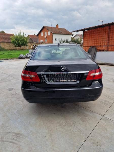 Mercedes Benz E 220 CDI Avantgarde