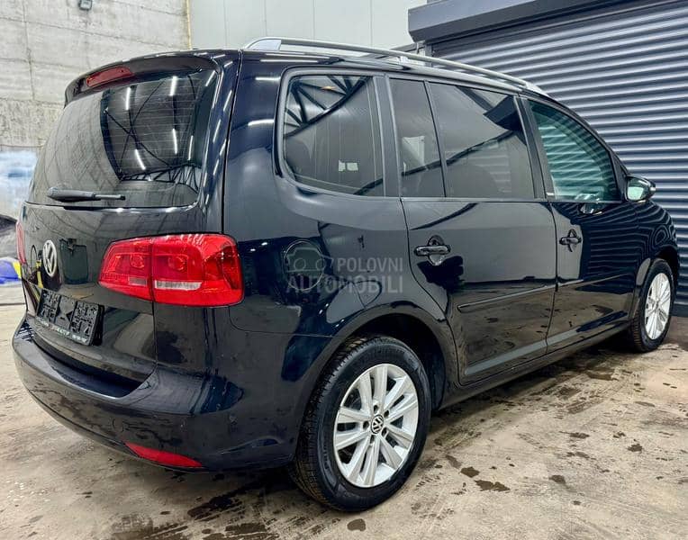 Volkswagen Touran 1.2 TSI STYLE/7 SED