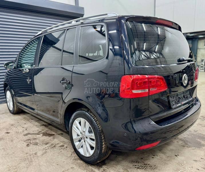 Volkswagen Touran 1.2 TSI STYLE/7 SED