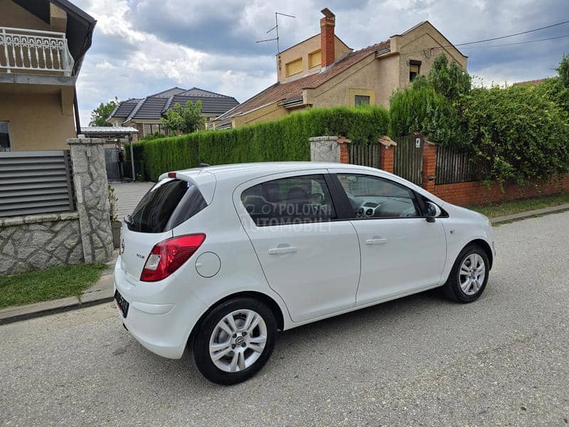 Opel Corsa D 1.3 mjt