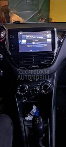 Peugeot 208 hdi blu