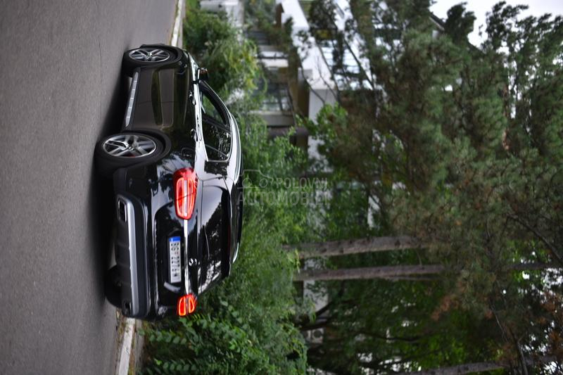 Mercedes Benz GLA 45 AMG 4 MATIC TURBO