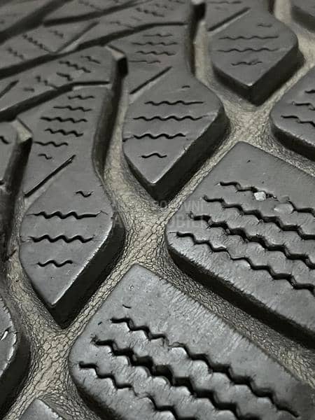 Lassa 185/60 R15 Zimska