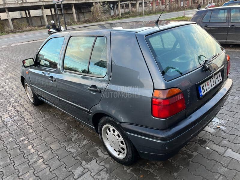 Volkswagen Golf 3 1.6