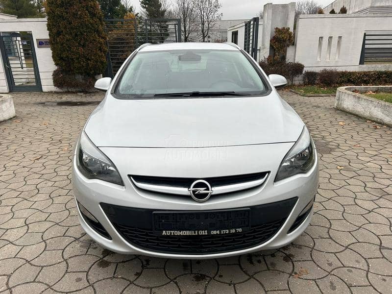 Opel Astra J 1.6 TDCI