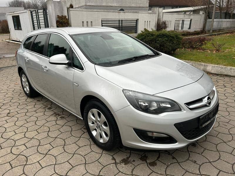 Opel Astra J 1.6 TDCI