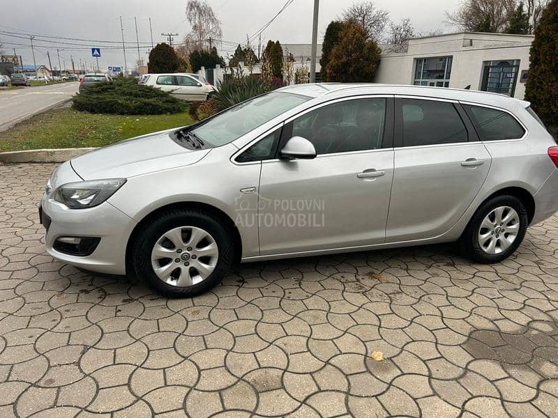 Opel Astra J 1.6 TDCI