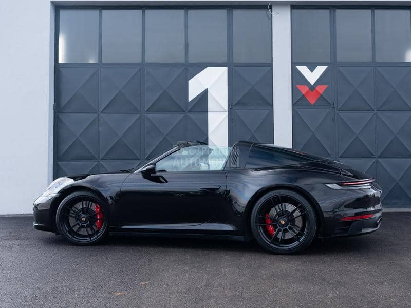 Porsche 911 Targa 4 GTS 480hp