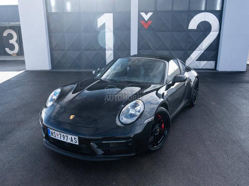 Porsche 911 Targa 4 GTS 480hp