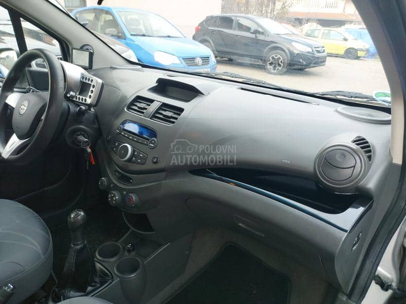 Chevrolet Spark 1.2b clima nav LS