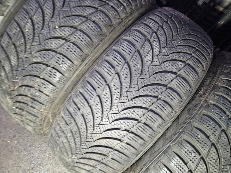 Nexen 215/60 R16 Sve sezone