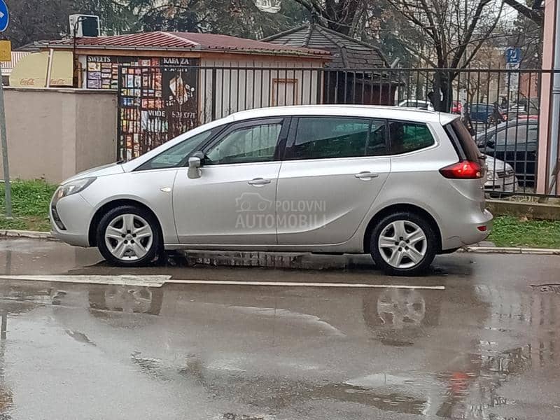 Opel Zafira tourer