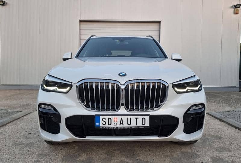 BMW X5 3.0D M 7 sed