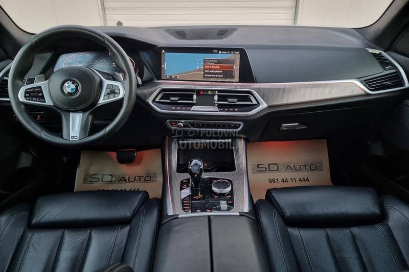 BMW X5 3.0D M 7 sed