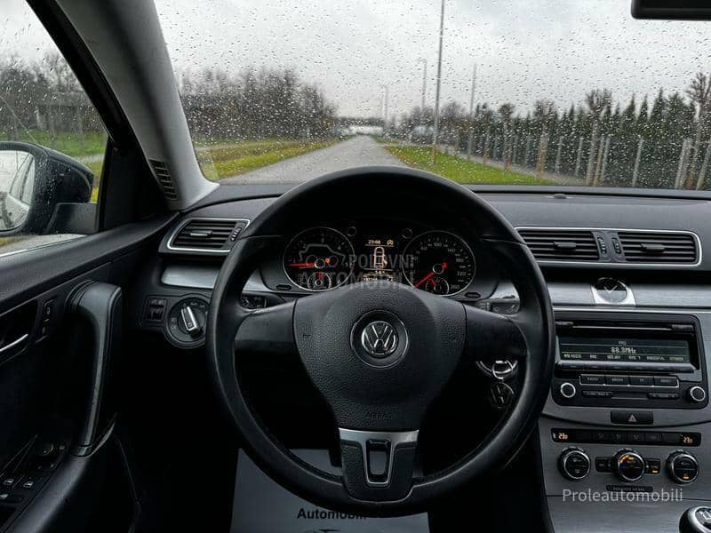 Volkswagen Passat B7 2.0 T D I