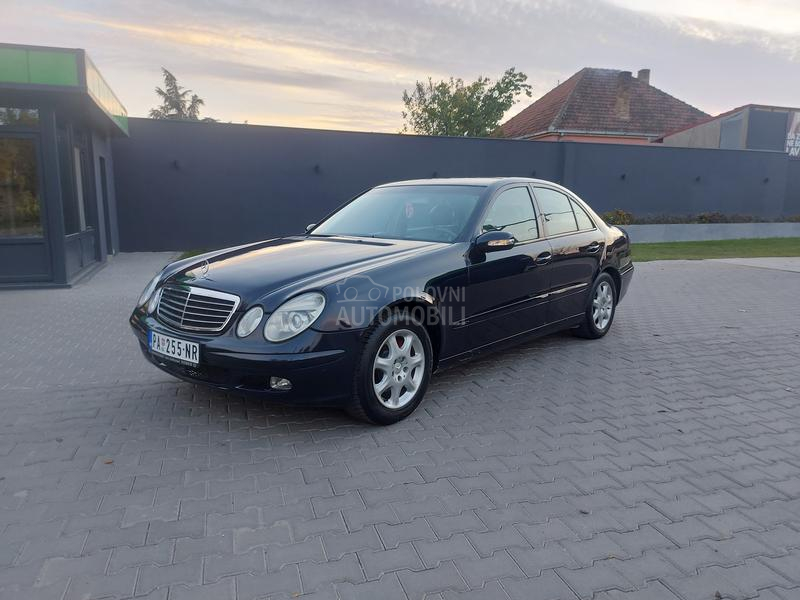 Mercedes Benz E 220 cdi