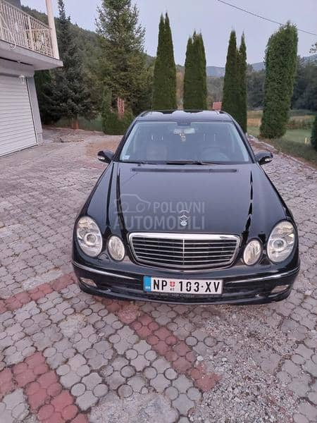 Mercedes Benz E 320 