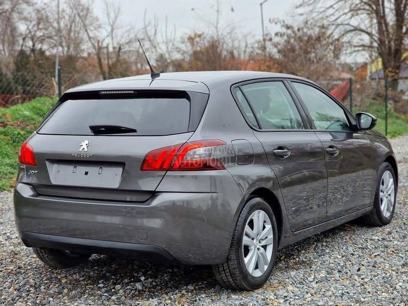 Peugeot 308 1.5BlueHDI panoram a