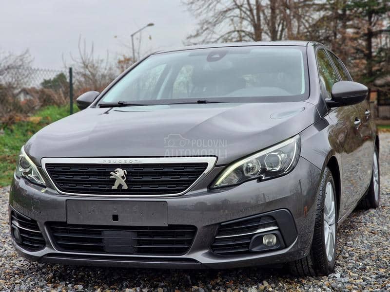 Peugeot 308 1.5BlueHDI panoram a