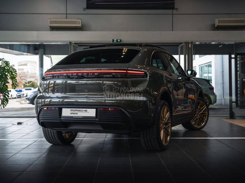 Porsche Macan 