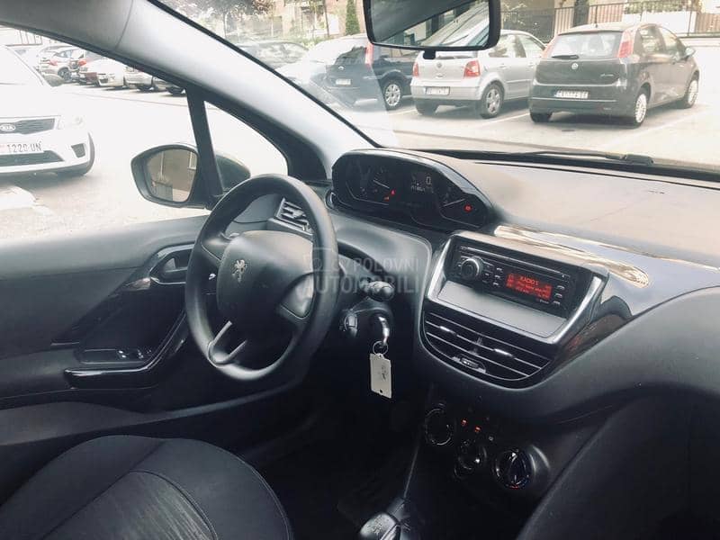 Peugeot 208 1.5HDI