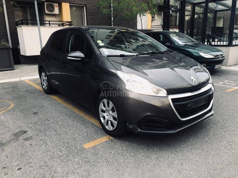 Peugeot 208 1.5HDI