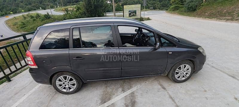 Opel Zafira 1.9 CDTI