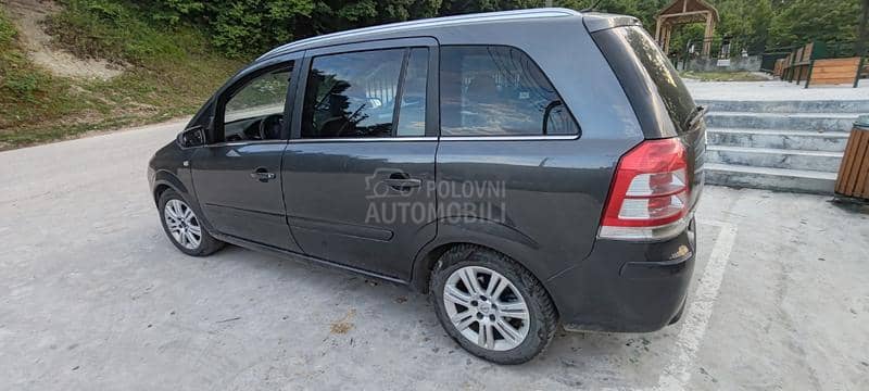 Opel Zafira 1.9 CDTI