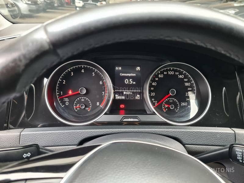 Volkswagen Golf 7 1.4 TSI HIGHLINE