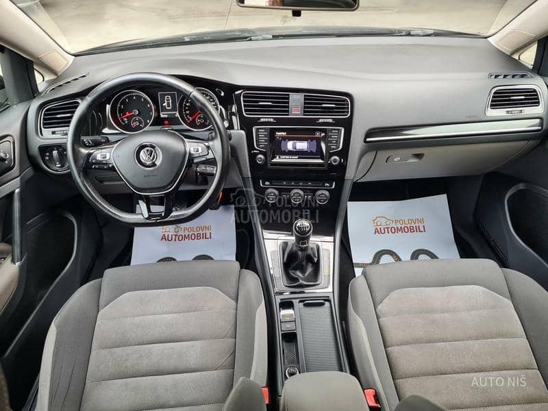 Volkswagen Golf 7 1.4 TSI HIGHLINE