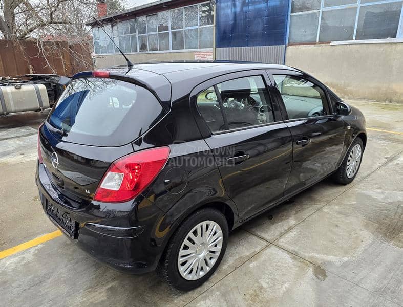 Opel Corsa D 1.4B Auto.Matik