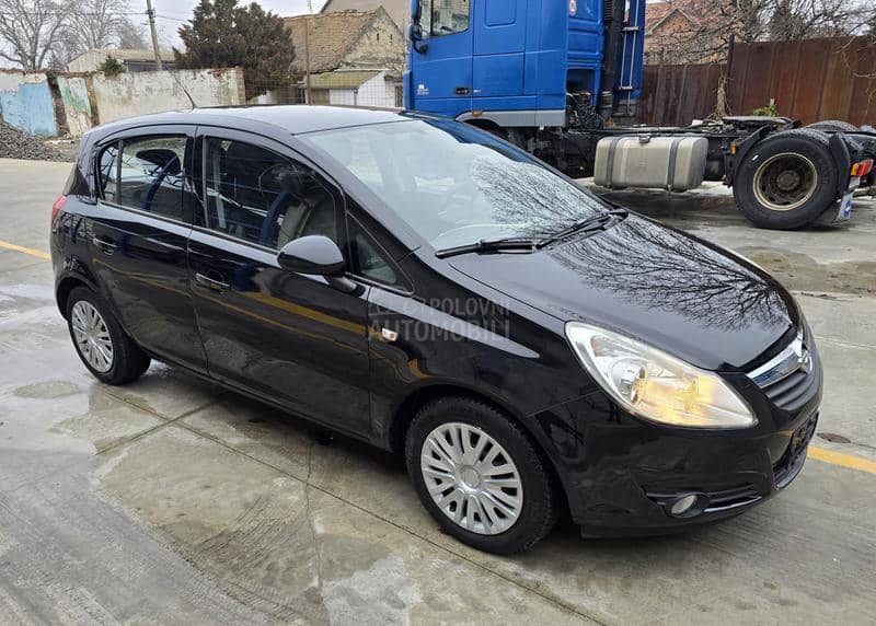 Opel Corsa D 1.4B Auto.Matik