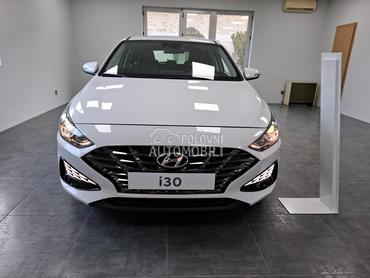 Hyundai i30 1.5MPI STYLE A