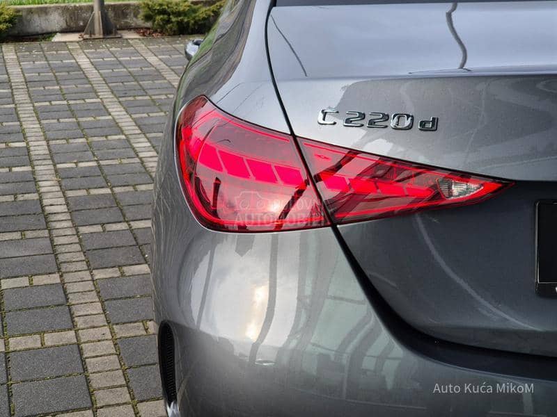 Mercedes Benz C 220 4MATIC AMG